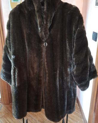 Giacca in eco pelliccia colore visone 