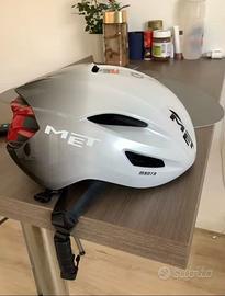 casco ciclismo UAE TEAM EMIRATES