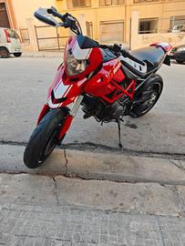 Ducati hypermotard 796