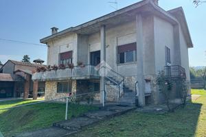 BIFAMILIARE A REDAVALLE