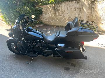 Harley Davidson Limited FLHTK
