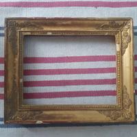 Cornice antica 800