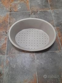 Cuccia cesta cane in plastica
Misure cm 80x60