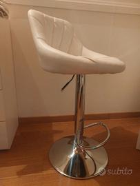 SGABELLO  ergonomico in ecopelle.