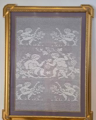 Quadro artigianale realizzato all'uncinetto 