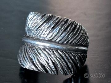 Anello piuma Clamor   in argento brunito