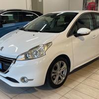 Peugeot 208 BlueHDi 120 S&S 5 porte Allure