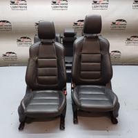Set sedili in pelle nera cucitura rossa mazda cx5