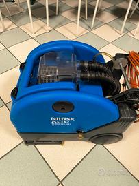 Macchina lavapavimenti