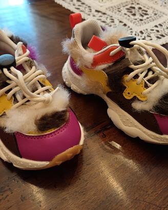 Scarpe bimba