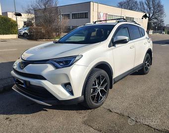 RAV 4 hybrid style 4 wd my2016