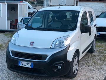 Fiat Fiorino autocarro 4 posti