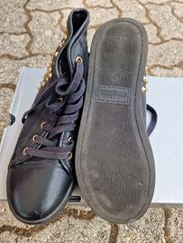 SCARPA PRIMADONNA CON BORCHIE