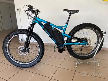 FAT BIKE SALSA BUCKSAW ELETTRIFICATA