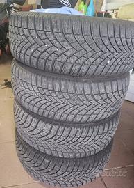 4  gomme invernali complete di cerchi Taigo Rline