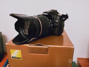 Nikon D90 + Tamron 18/270mm - solo 25000 scatti