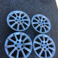Cerchi e gomme opel ataco 4 e 5 Buloni