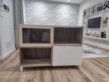 Mobile credenza