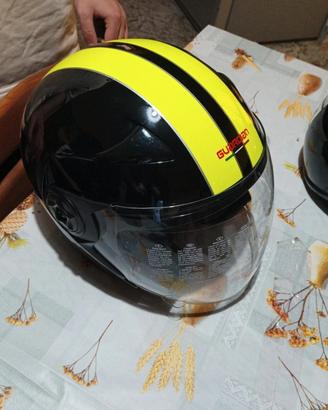 casco molto bello scooter 