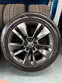 4 Cerchi originali Skoda con gomme 215/55r17 98v