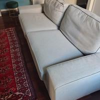 Divano Ikea grigio chiaro tre posti