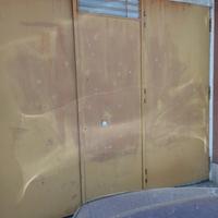 Portone in ferro zincato