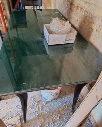 Tavolo con sedie