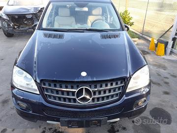 COFANO ANT. MERCEDES CLASSE ML «W164» (2006)