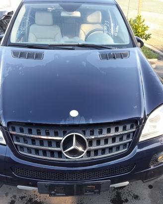 COFANO ANT. MERCEDES CLASSE ML «W164» (2006)