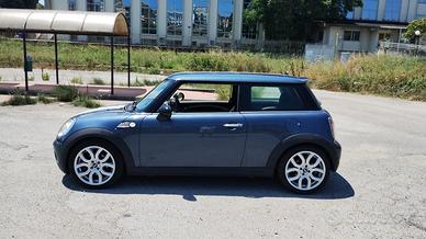 mini Cooper one