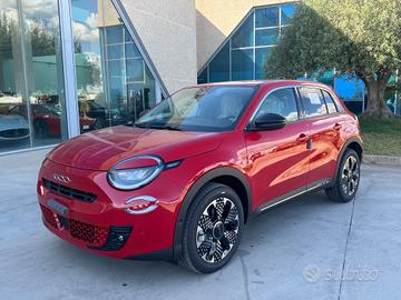 Fiat 600 Hybrid 110 CV DCT MHEV La Prima - possibi