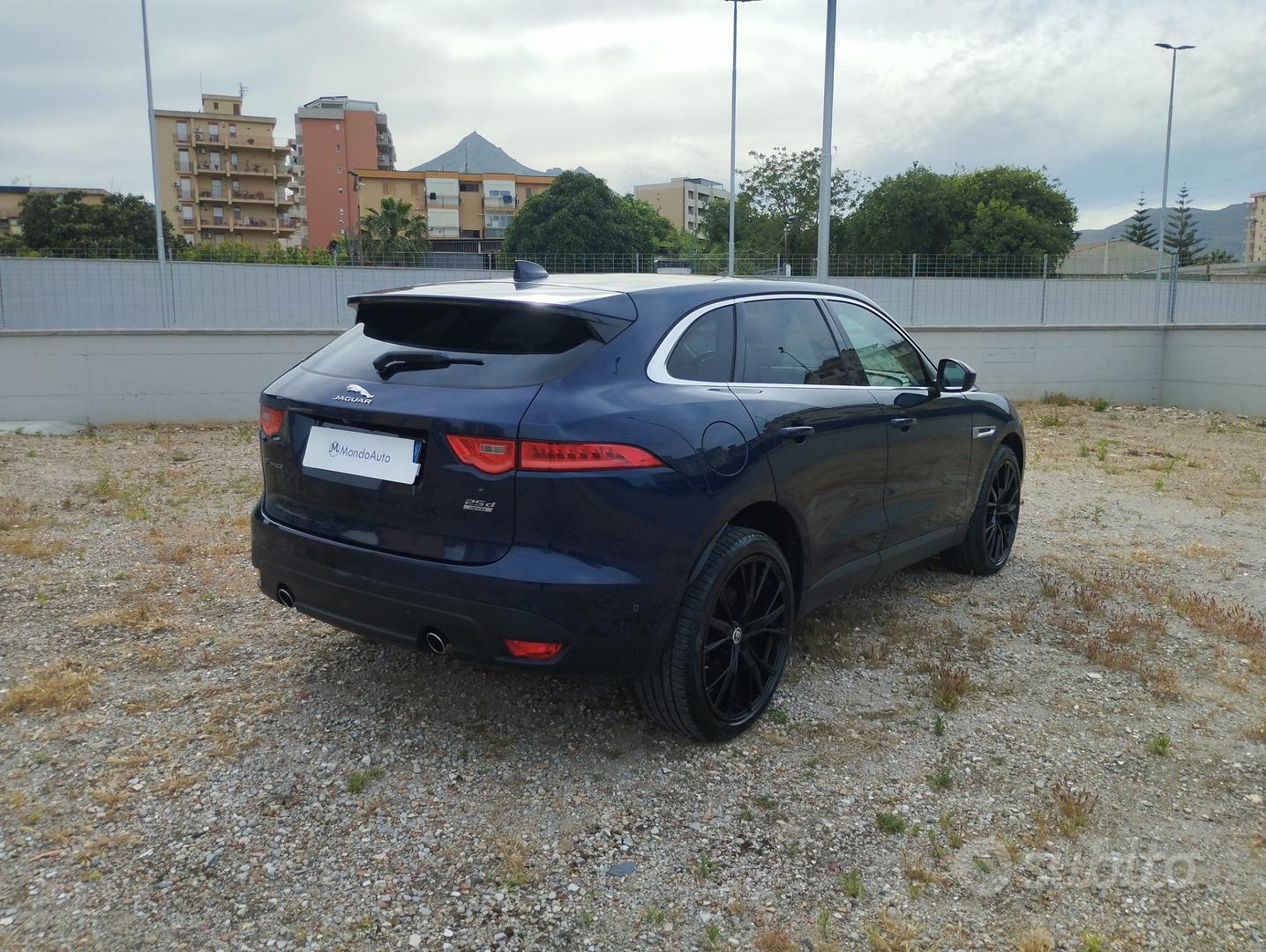 Jaguar F-Pace 2017 photo 4