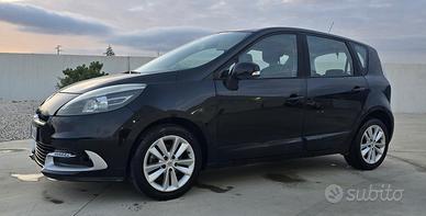 Renault Scenic XMod 1.5 dCi 110CV 2012