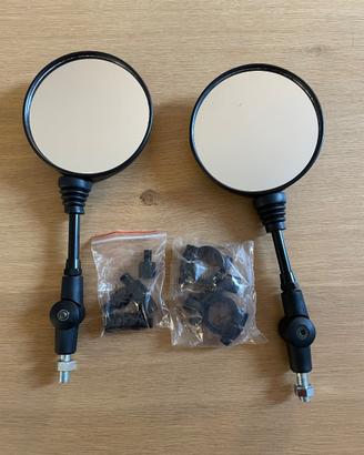 Specchietti retrovisori universali per moto