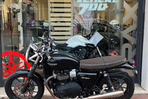 Triumph Street Twin