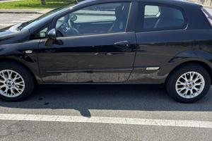 Grande punto evo   1400 del 2009