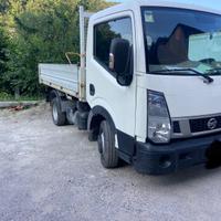 Nissan cabstar nt 400 ribaltabile 2016