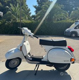Vespa bianca 125