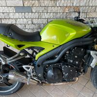 Triumph speed triple 1050