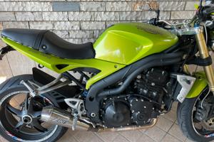 Triumph speed triple 1050