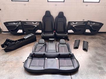 Interno completo per AUDI RS6 modello C8
