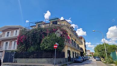 QUADRIFAMILIARE A FRATTAMAGGIORE