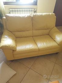 Divano in pelle 2 posti