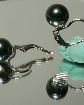 Orecchini Majorica Oro Bianco 18 KT e Perle Nere