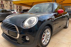 Mini 1.5 Cooper D Business - 5 porte