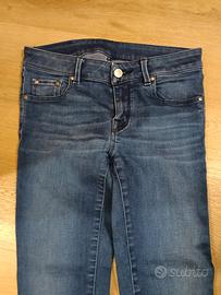 pantaloni jeans 