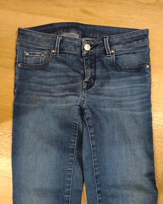 pantaloni jeans 