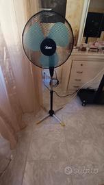 ventilatore con piantana