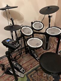 Roland TD-11 V-Drums /Ampli /doppio pedal/sgabello