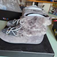 Moon boot in ecopelliccia,  camoscio e tessuto 